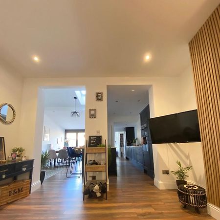 Luxury Spacious Renovated Townhouse Grantham Exterior photo